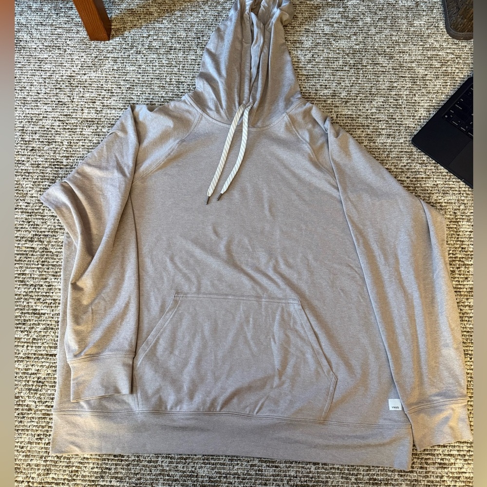 VUORI HOODIE